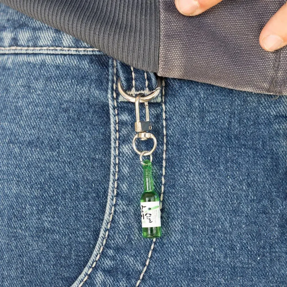 Y2k 2000s vintage style fresh beer bottle key chain